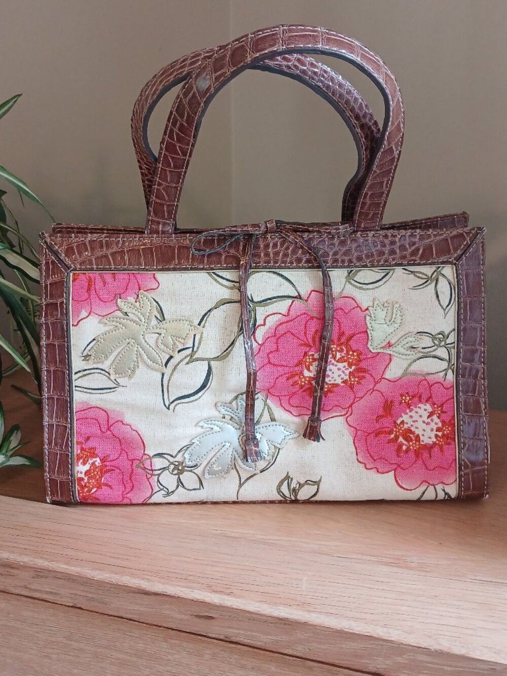 Vintage Liz Clairorne Handbag